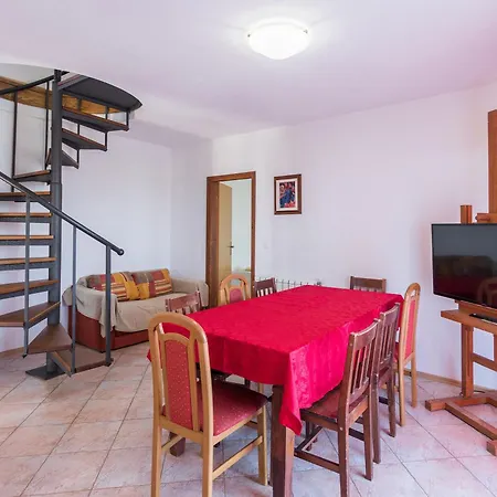 Giuliano Appartement *